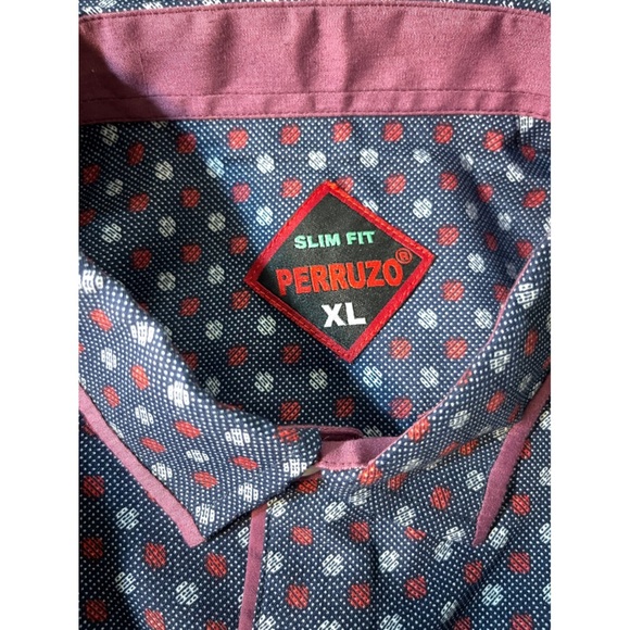 Perruzo Short Sleeve Button Down Shirt. - Picture 4 of 4